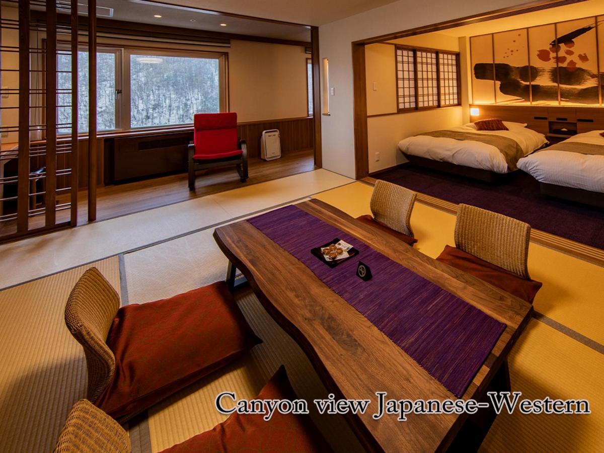 Hotel Taisetsu Onsen&Canyon Resort Kamikawa  Bagian luar foto
